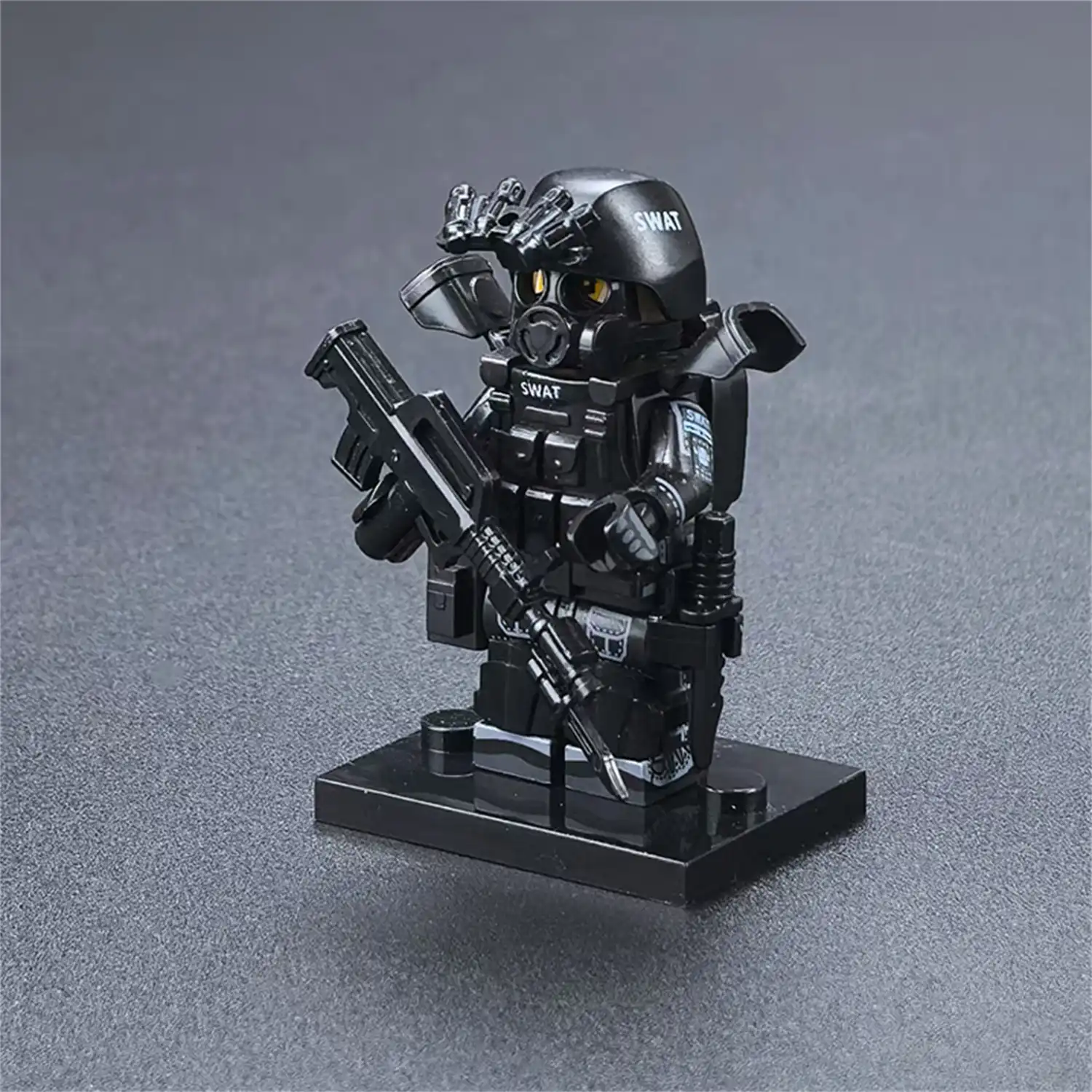 Minifigure - SWAT Special Weapons and Tactics officer (LEGO Alternative) Minifigure - SWAT Special Weapons and Tactics officer (LEGO Alternative)