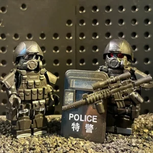 Minifigure - heavily armored police special police officers SWAT (LEGO Alternative) Minifigure - heavily armored police special police officers SWAT (LEGO Alternative)