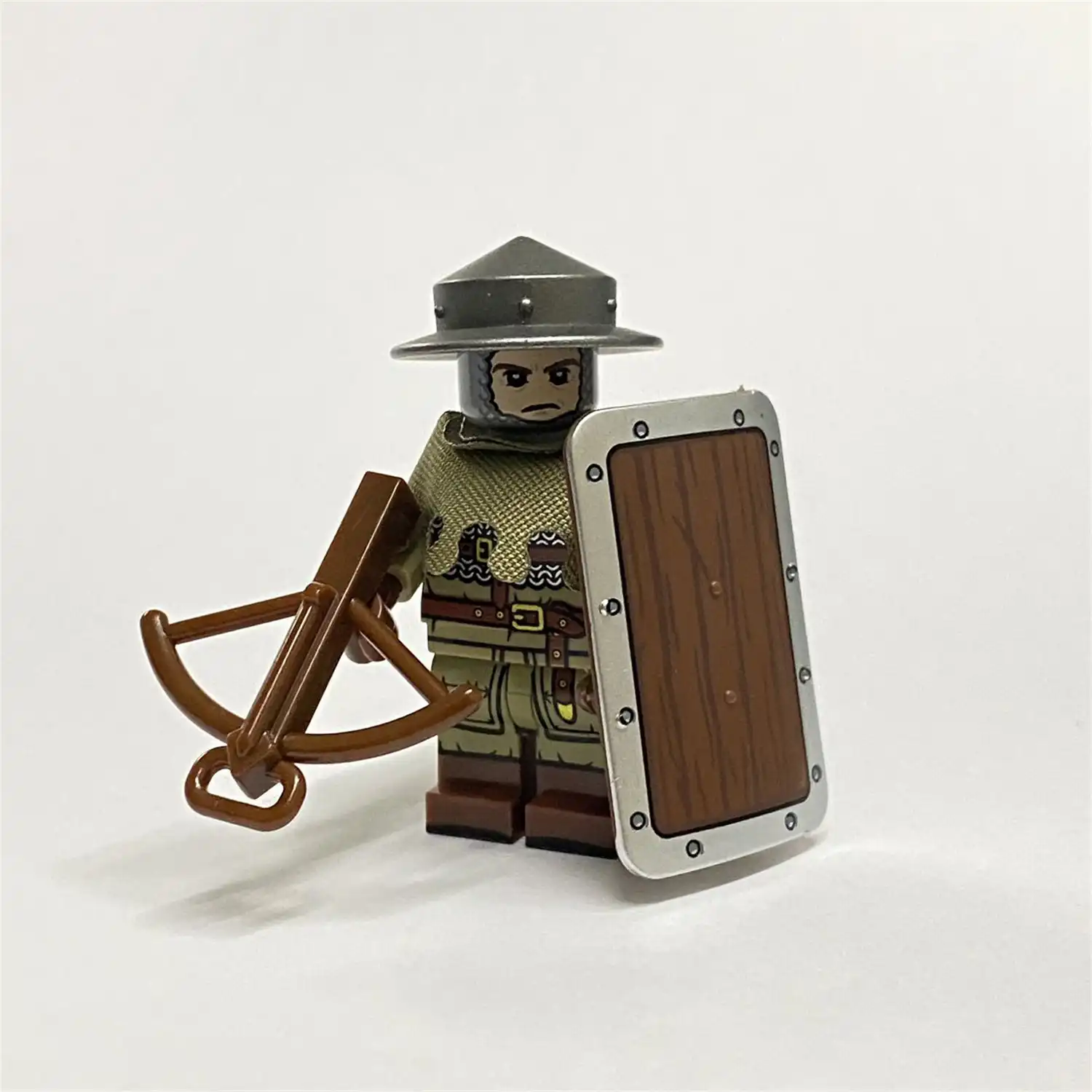 Minifigure medieval crossbowman town guard LEGO Alternative Minifigure medieval crossbowman town guard LEGO Alternative