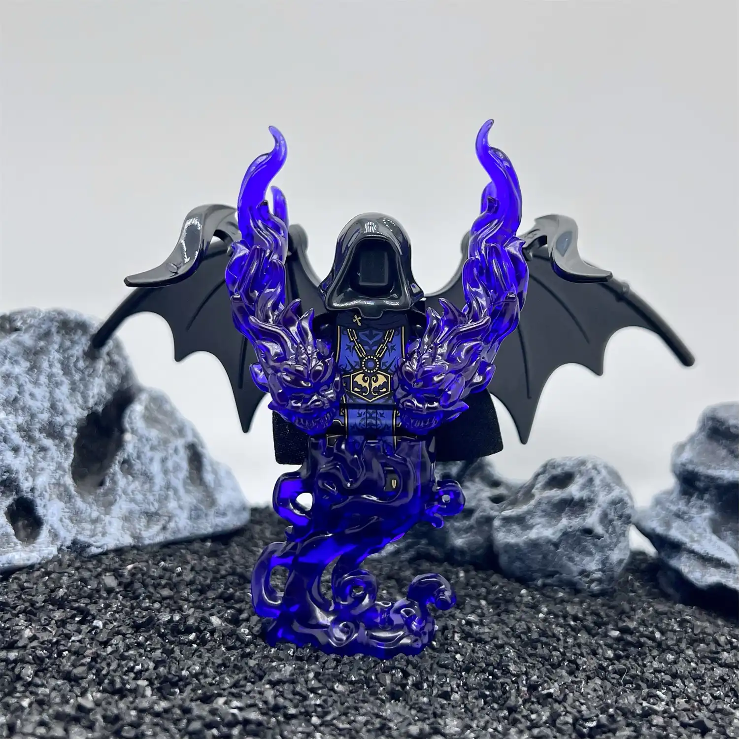 Minifigure – Abyss Demon with purple flame (LEGO Alternative) Minifigure – Abyss Demon with purple flame (LEGO Alternative)
