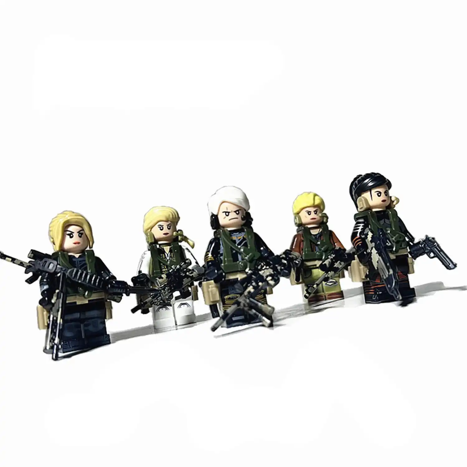 Minifigure – Female Irish Mercenaries (LEGO Alternative) Minifigure – Female Irish Mercenaries (LEGO Alternative)