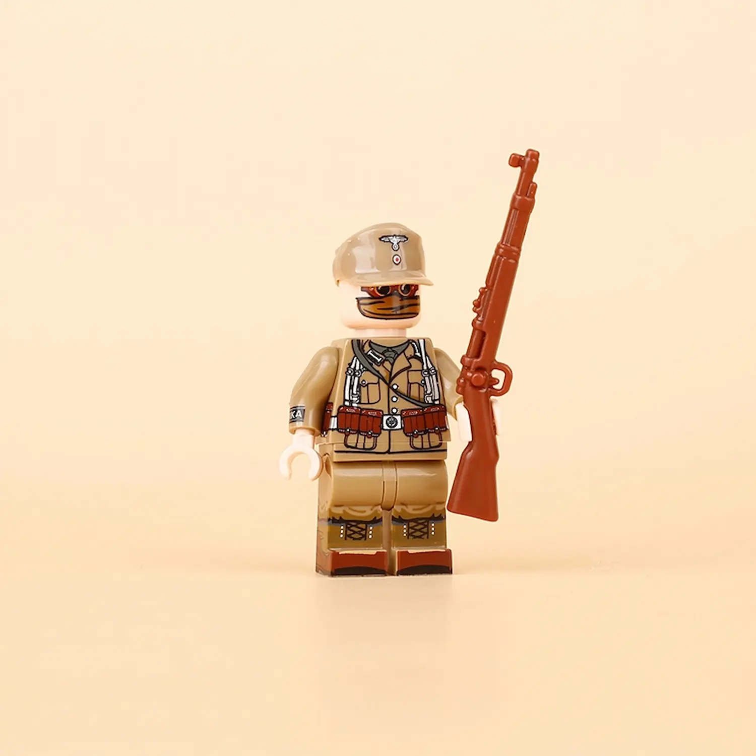 Minifigure – German Afrikakorps (DAK) infantryman from the North African Campaign of World War II (LEGO Compatable) Minifigure – German Afrikakorps (DAK) infantryman from the North African Campaign of World War II (LEGO Compatable)