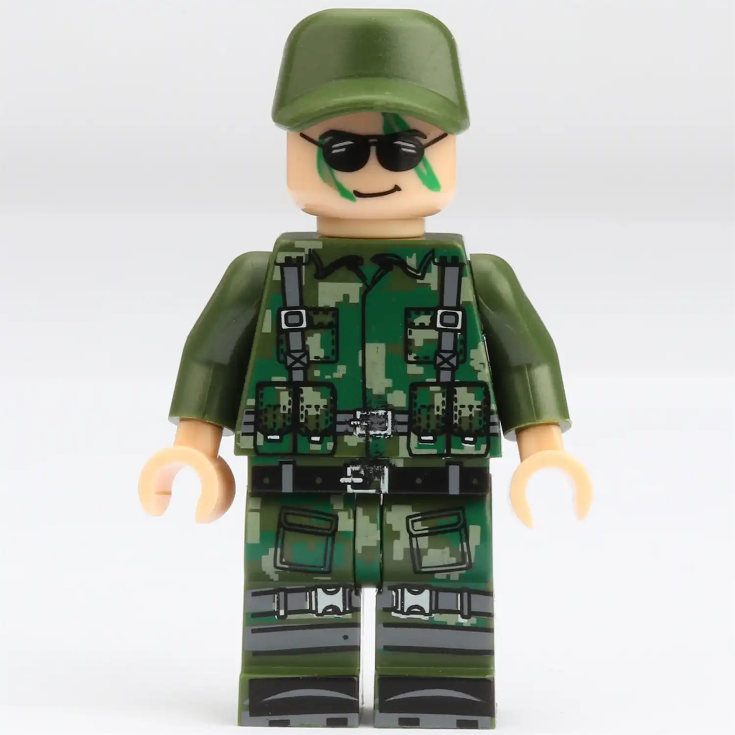 Minifigure – special forces soldier modern infantryman (LEGO Alternative) Minifigure – special forces soldier modern infantryman (LEGO Alternative)