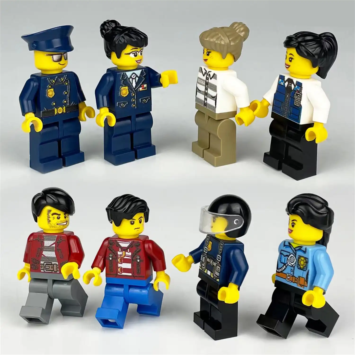 Minifigures – police and civilians people (LEGO Alternative) Minifigures – police and civilians people (LEGO Alternative)