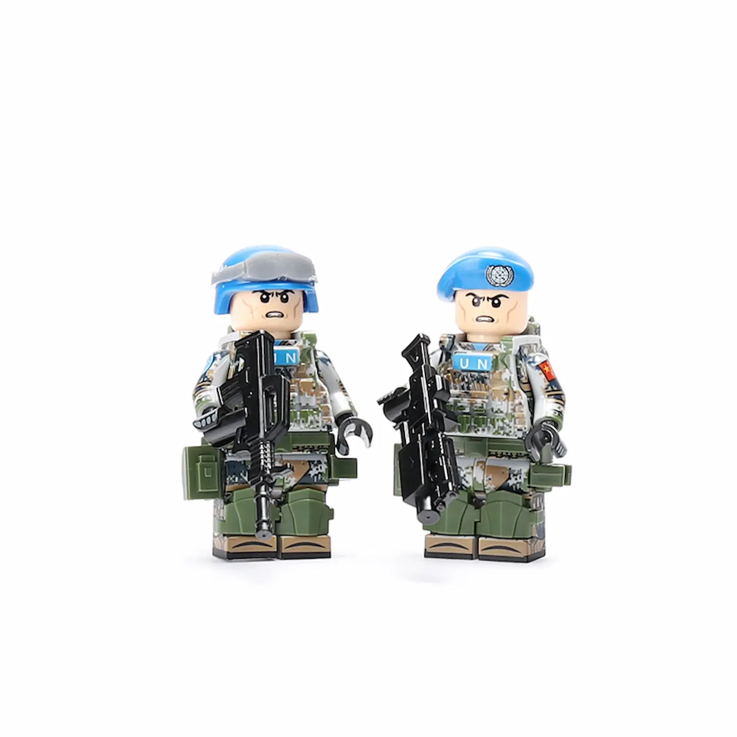 Minifigure – Chinese soldier and officer serving as United Nations (UN) peacekeepers (LEGO Compatable) Minifigure – Chinese soldier and officer serving as United Nations (UN) peacekeepers (LEGO Compatable)