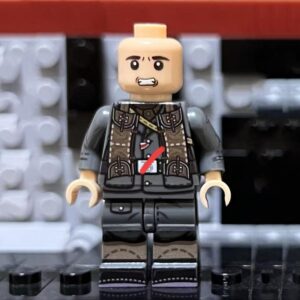 Minifigure - British volunteer stormtrooper, assault trooper, or a paratrooper serving with the German military during World War II British Free Corps (Britisches Freikorps) (LEGO Compatible) Minifigure - British volunteer stormtrooper, assault trooper, or a paratrooper serving with the German military during World War II British Free Corps (Britisches Freikorps) (LEGO Compatible)