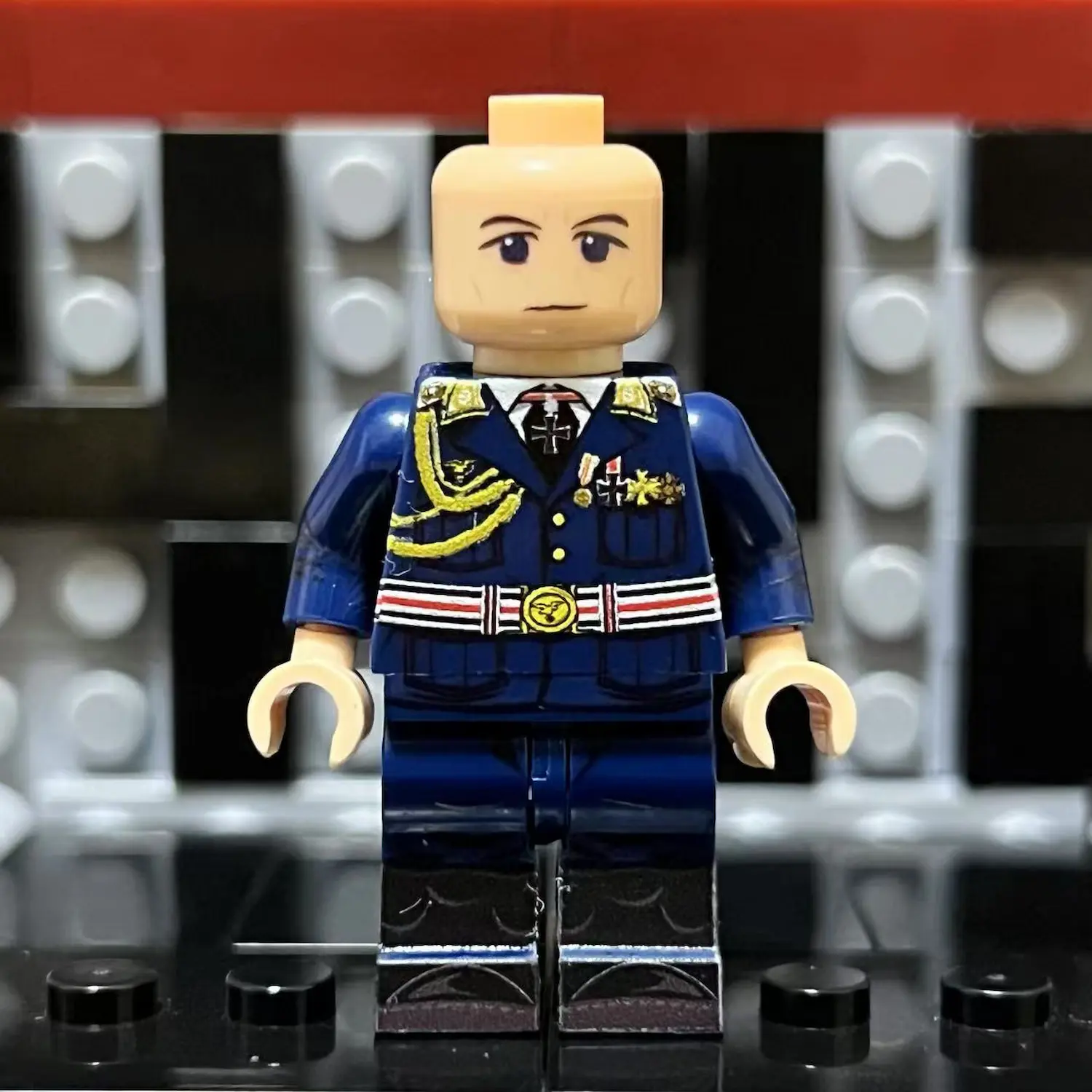 Minifigure - German Luftwaffe (Air Force) commander Wolfram von Richthofen (LEGO Compatible)