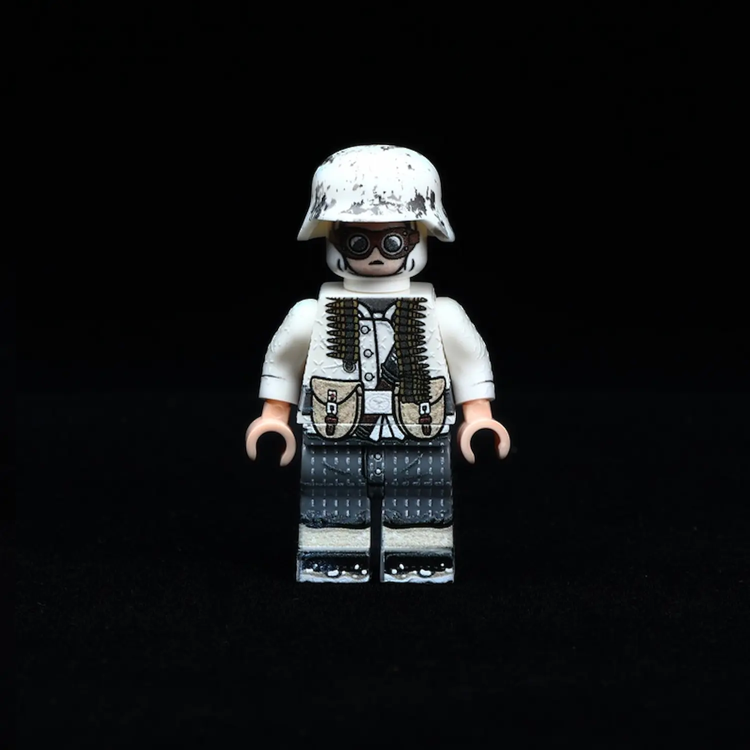 Minifigure - German machine gunner serving in a Luftwaffe (Air Force) ground unit World War II (LEGO Compatible) Minifigure - German machine gunner serving in a Luftwaffe (Air Force) ground unit World War II (LEGO Compatible)
