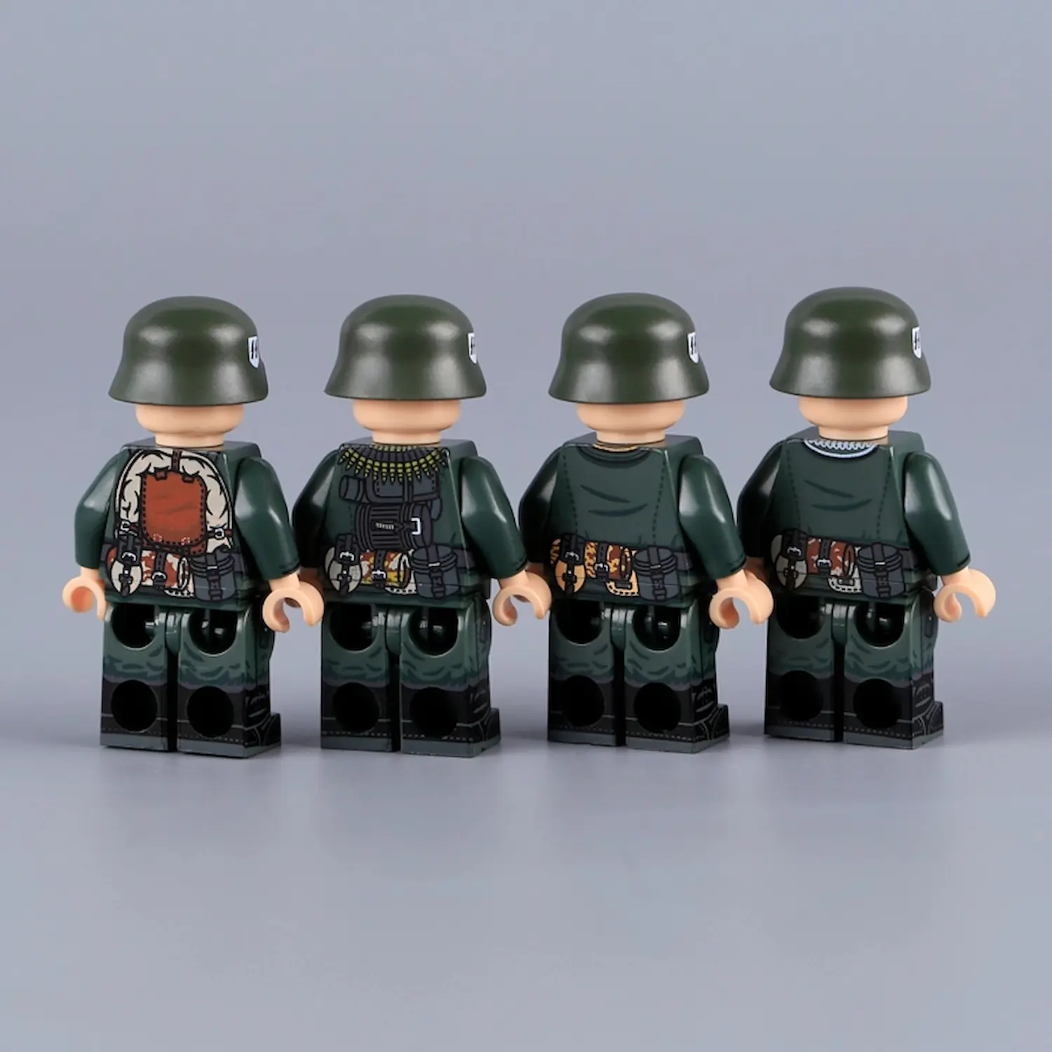 the back of Minifigure - four different German soldiers from World War II (LEGO Compatible) Minifigure - four different German soldiers from World War II (LEGO Compatible)
