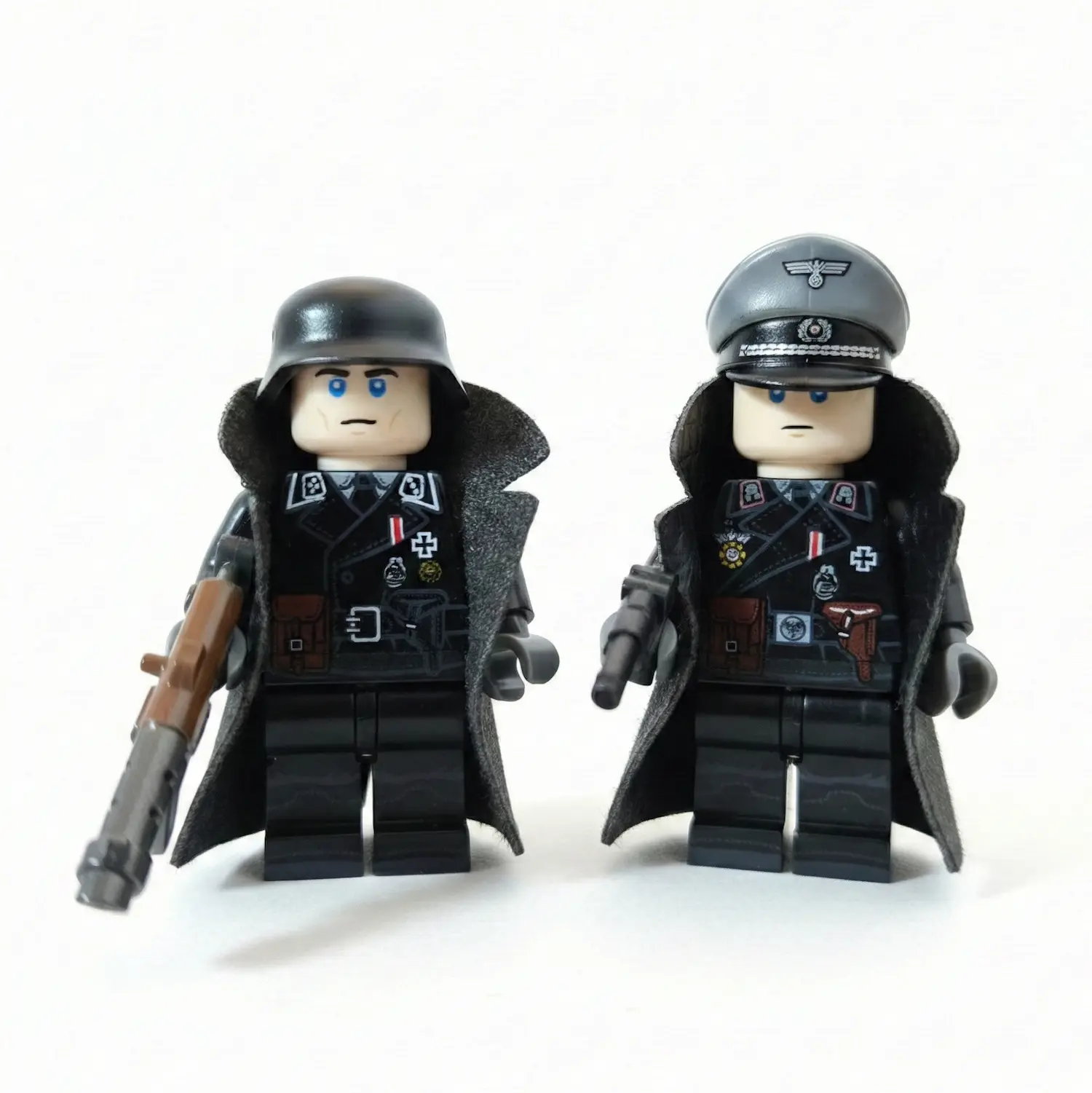 Minifigure - A pair of high-ranking German SS Panzer commanders from World War II (LEGO Compatible) Minifigure - A pair of high-ranking German SS Panzer commanders from World War II (LEGO Compatible)