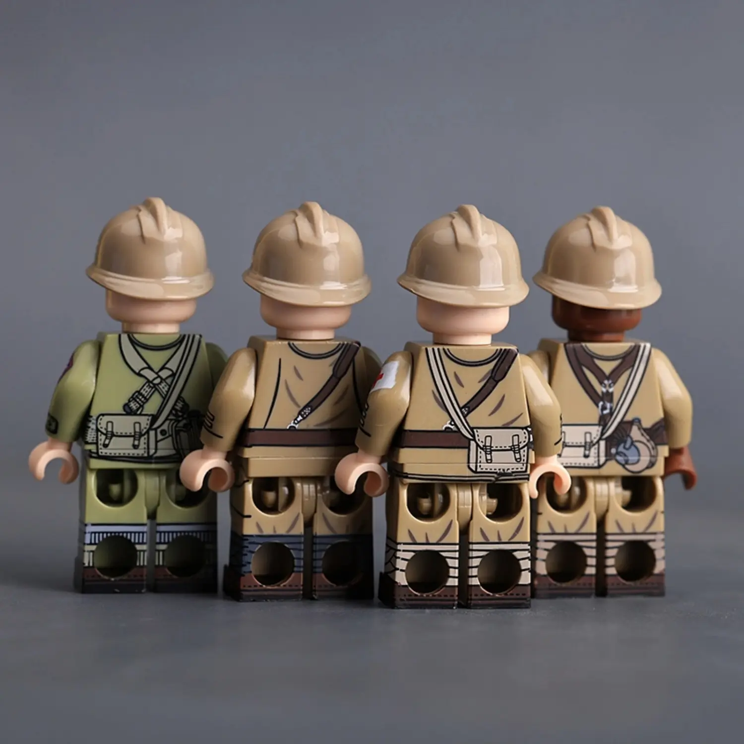 the back of Minifigure – French Army and its colonial forces during the World War II (LEGO Compatible)