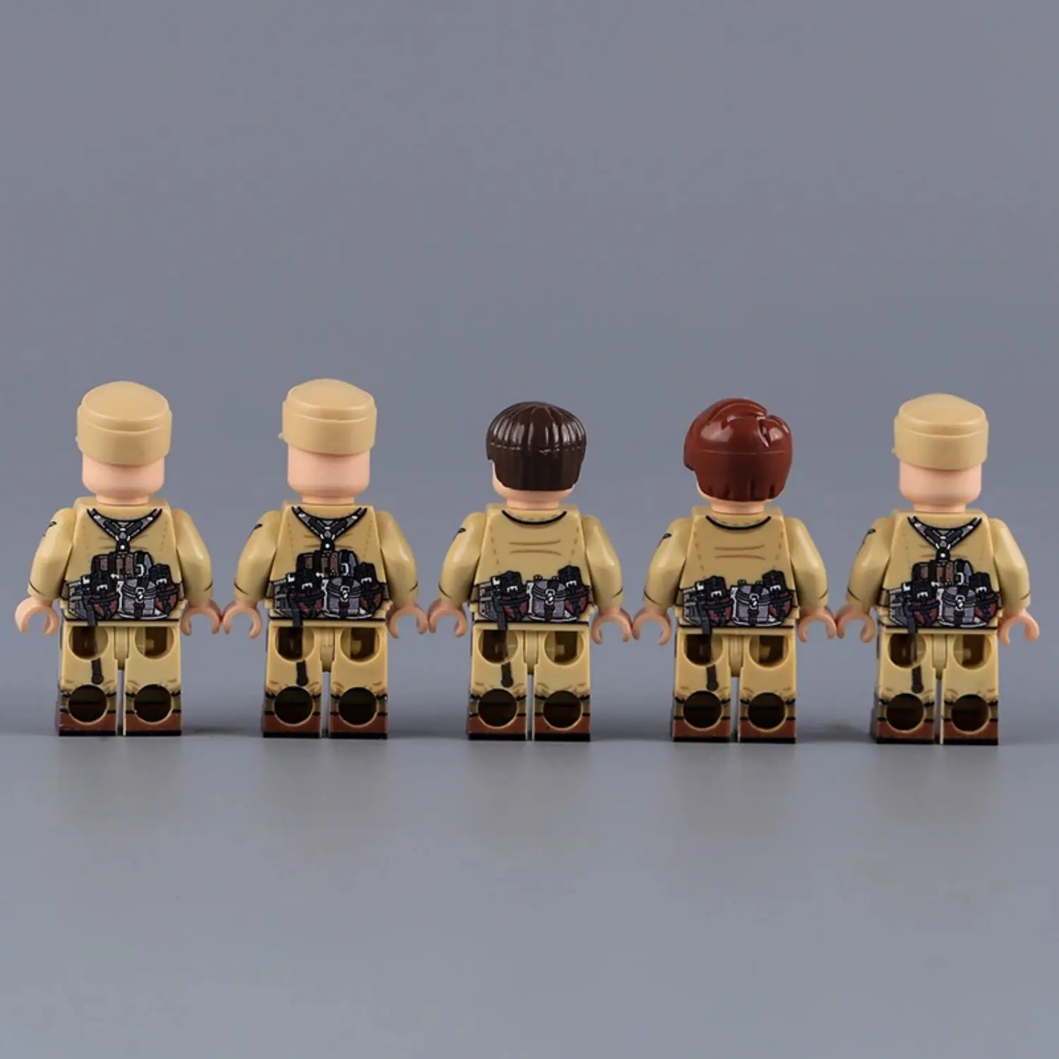 the back of Minifigure - German soldiers from the Deutsches Afrikakorps (DAK) during the North African Campaign of World War II (LEGO Compatible) Minifigure - German soldiers from the Deutsches Afrikakorps (DAK) during the North African Campaign of World War II (LEGO Compatible)