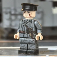 Minifigure - German Imperial Army Heavy Tank NCO (Unteroffizier) WWI (LEGO Compatible) 2 Minifigure - German Imperial Army Heavy Tank NCO (Unteroffizier) WWI (LEGO Compatible)