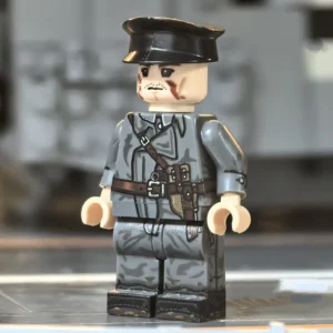 Minifigure - German Imperial Army Heavy Tank NCO (Unteroffizier) WWI (LEGO Compatible) 2 Minifigure - German Imperial Army Heavy Tank NCO (Unteroffizier) WWI (LEGO Compatible)