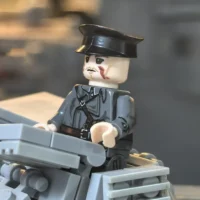 Minifigure - German Imperial Army Heavy Tank NCO (Unteroffizier) WWI (LEGO Compatible) on a tank Minifigure - German Imperial Army Heavy Tank NCO (Unteroffizier) WWI (LEGO Compatible) on a tank