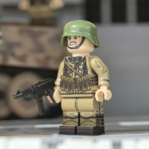 Minifigure - Royal Hungarian Army NCO (MP40 Gunner) WWII (LEGO Compatible)