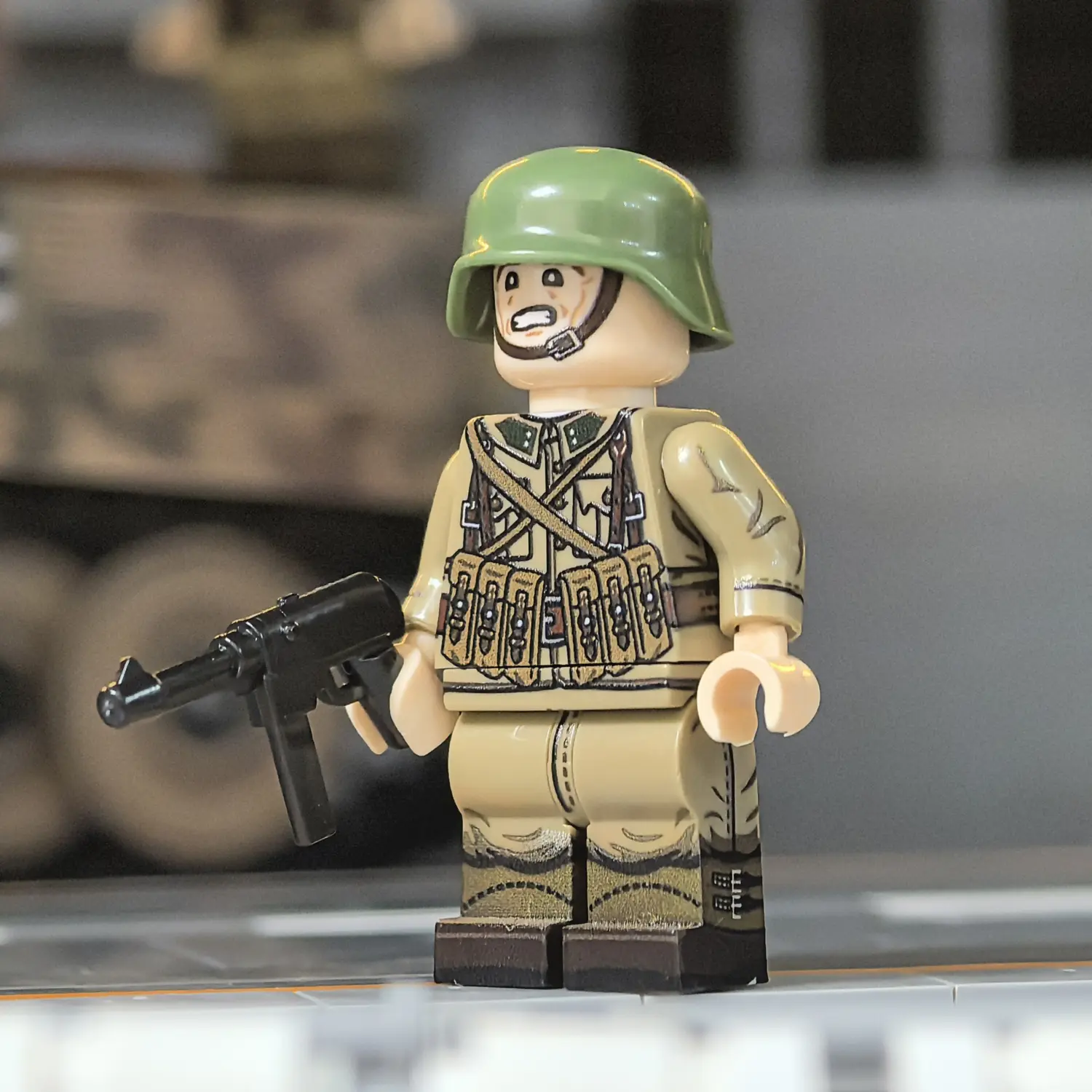 Minifigure - Royal Hungarian Army NCO (MP40 Gunner) WWII (LEGO Compatible)