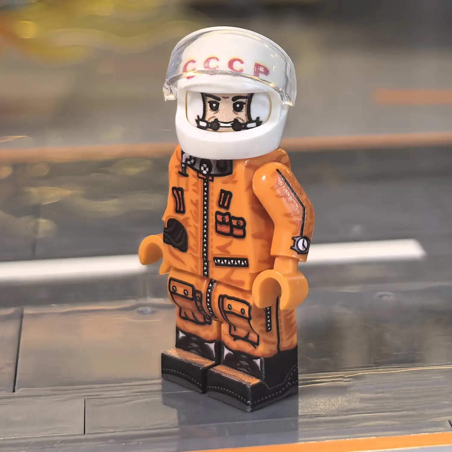 Minifigure – Yuri Gagarin (Soviet Cosmonaut) (The First Human in Space) (LEGO Compatible) 2 Minifigure – Yuri Gagarin (Soviet Cosmonaut) (The First Human in Space) (LEGO Compatible) 2