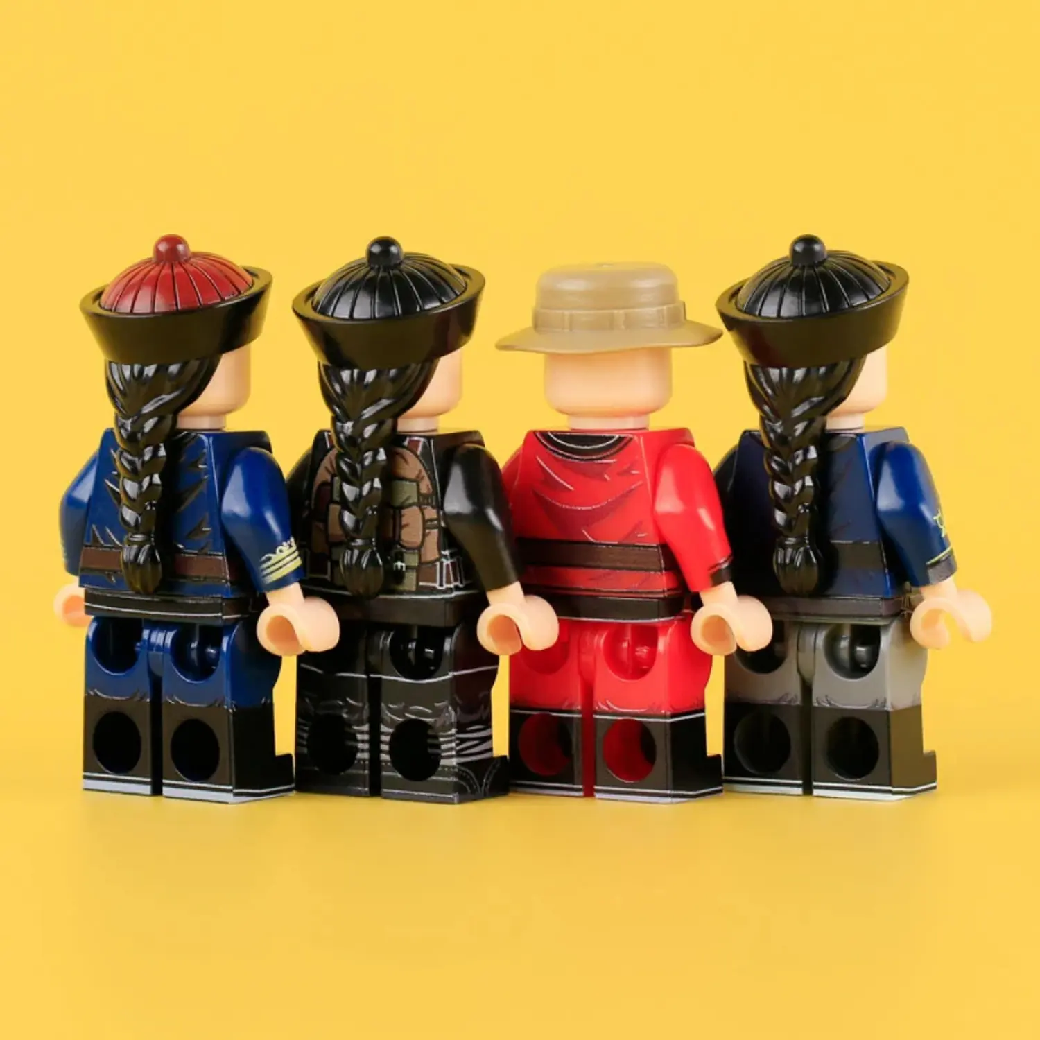 the back of the Minifigure – Late Qing Dynasty Imperial Army Squad (LEGO Compatible) the back of the Minifigure – Late Qing Dynasty Imperial Army Squad (LEGO Compatible)