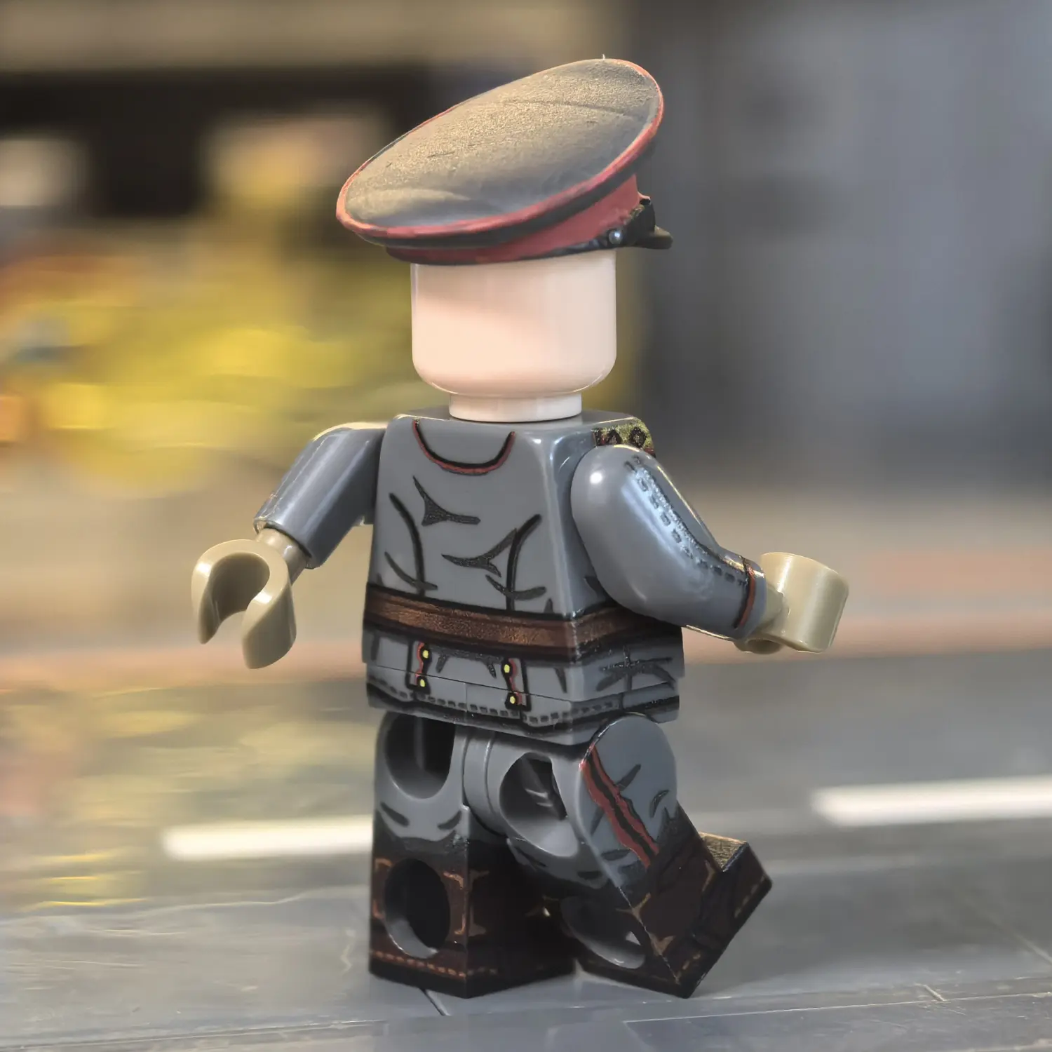 the right back side of the Minifigure - General Erich von Falkenhayn (Chief of the German General Staff) WWI (LEGO Compatible)