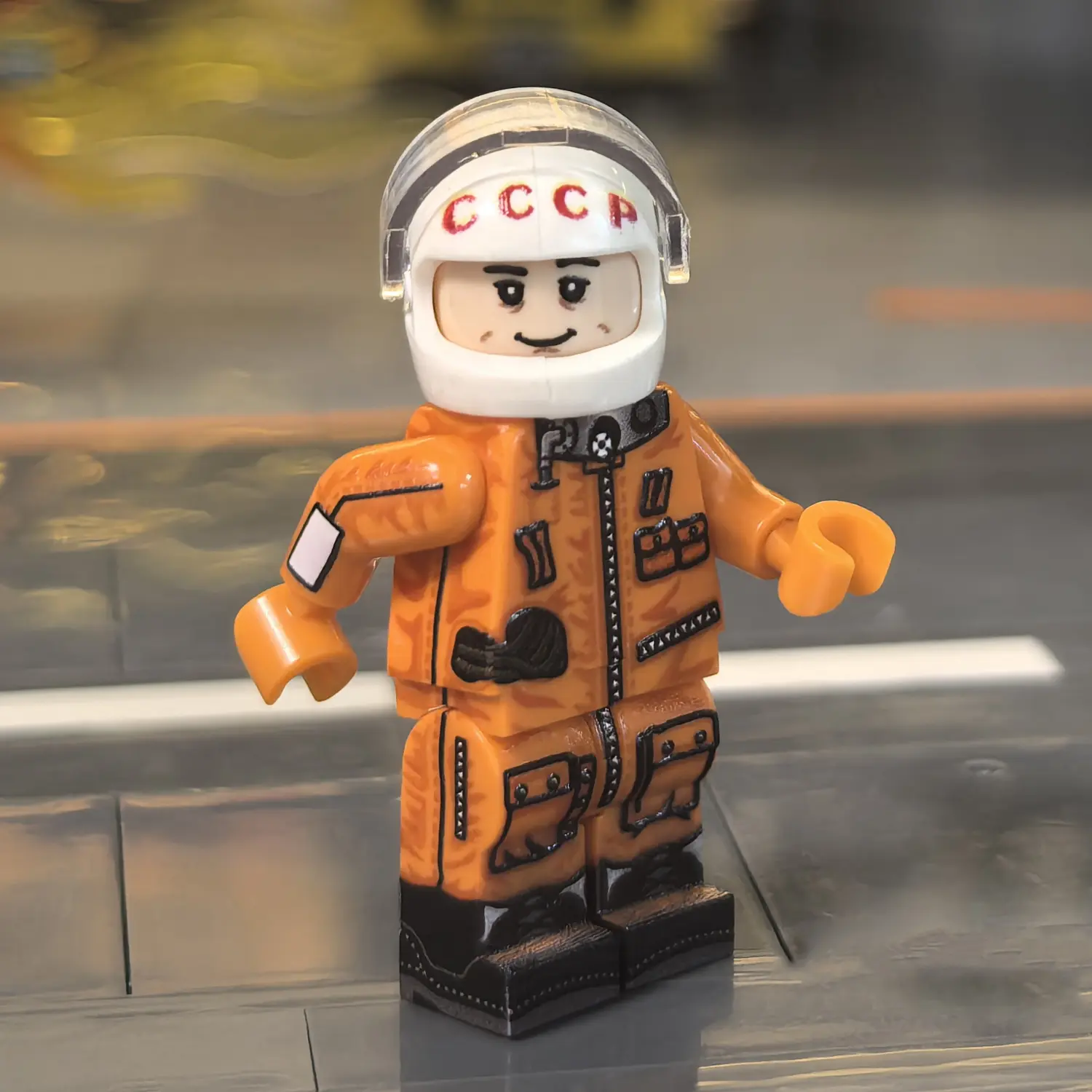 the right side of the Minifigure – Yuri Gagarin (Soviet Cosmonaut) (The First Human in Space) (LEGO Compatible) the right side of the Minifigure – Yuri Gagarin (Soviet Cosmonaut) (The First Human in Space) (LEGO Compatible)