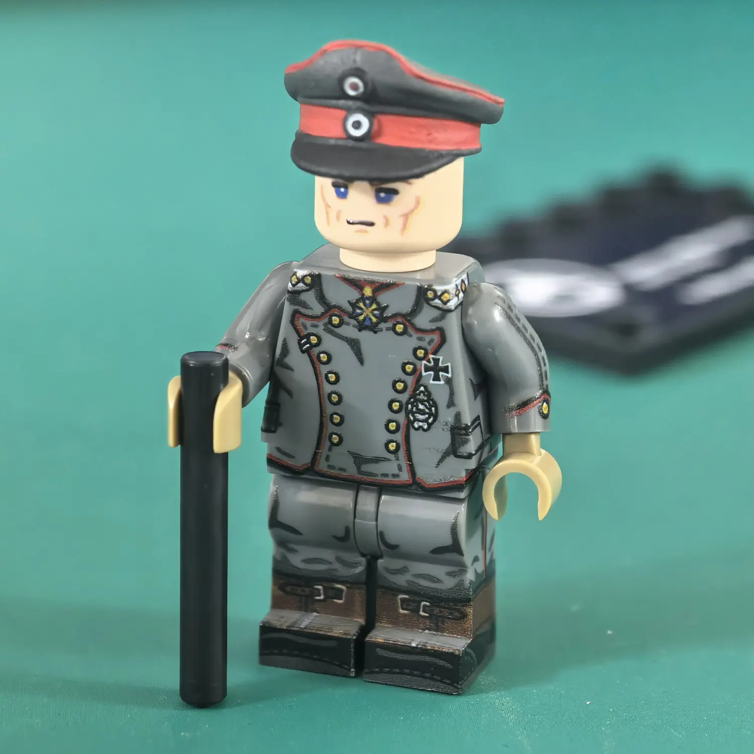 Minifigure - Manfred von Richthofen (The Red Baron Der Rote Baron) the most famous fighter pilot of WWI (LEGO Compatible)
