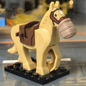 Minifigure - Military Cavalry Artillery Horse light brown with Equine Gas Mask WWI (LEGO Compatible) Minifigure - Military Cavalry Artillery Horse light brown with Equine Gas Mask WWI (LEGO Compatible)