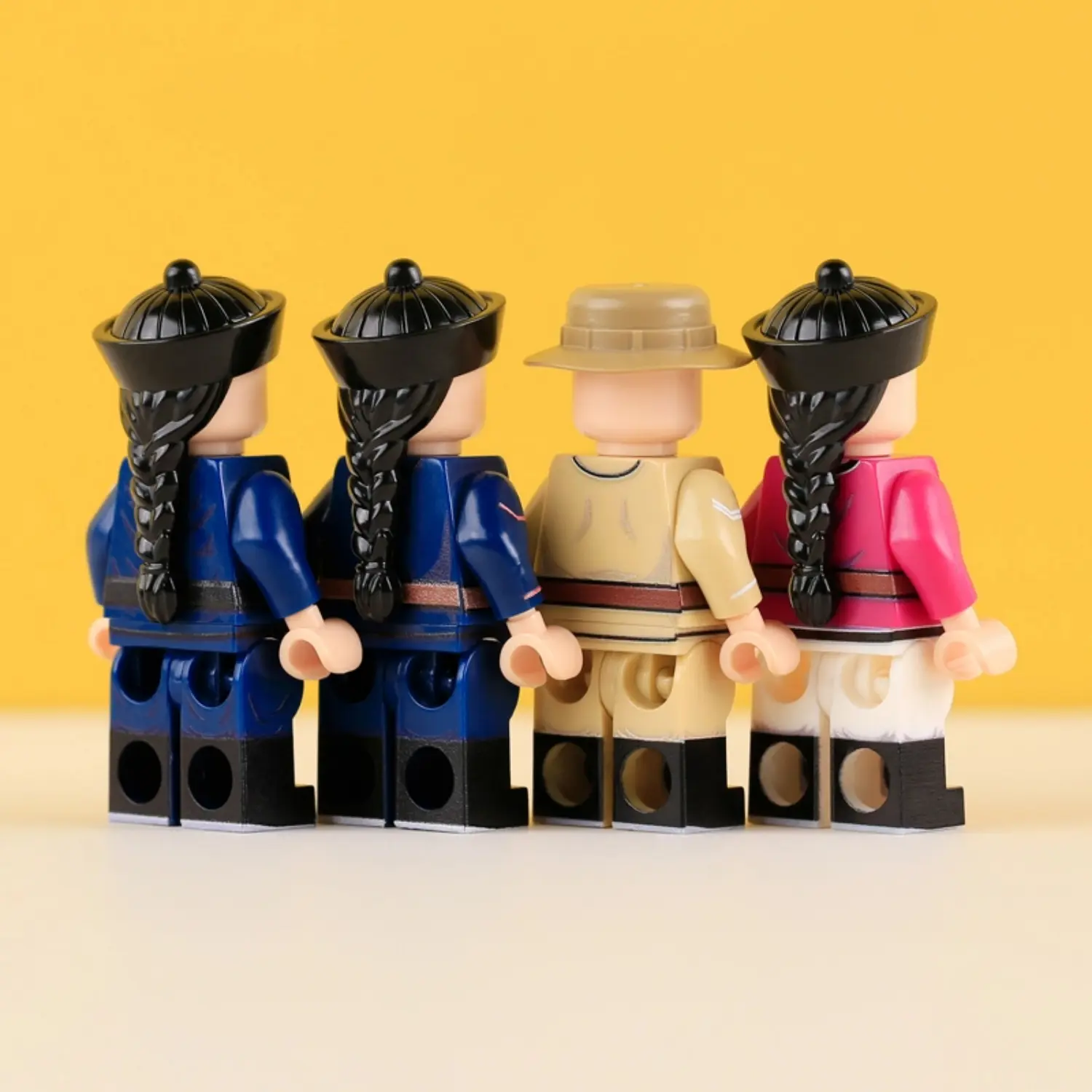 the back of the Minifigure – the late Imperial Chinese military during its transitional period (LEGO Compatible) the back of the Minifigure – the late Imperial Chinese military during its transitional period (LEGO Compatible)