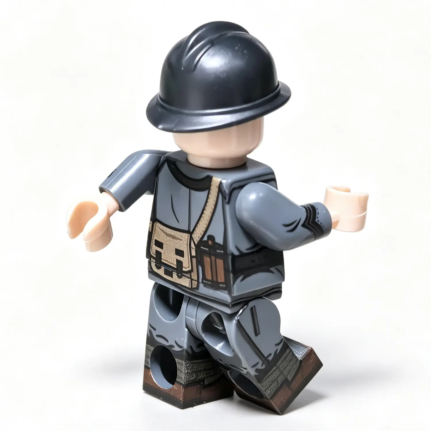 the back of Italian Army Bersagliere (Young Benito Mussolini) WWI - Custom Printed Brick Block Figure The Back Of Italian Army Bersagliere (young Benito Mussolini) Wwi Custom Printed Brick Block Figure